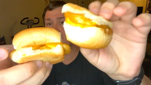 Review: White Castle Chicken and Cheese Sliders смотреть онлайн