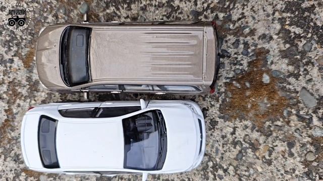 Realistic Diecast Scale Model Of Toyota Corolla | Model Cars | Toyota Innova | Auto Legends смотреть онлайн