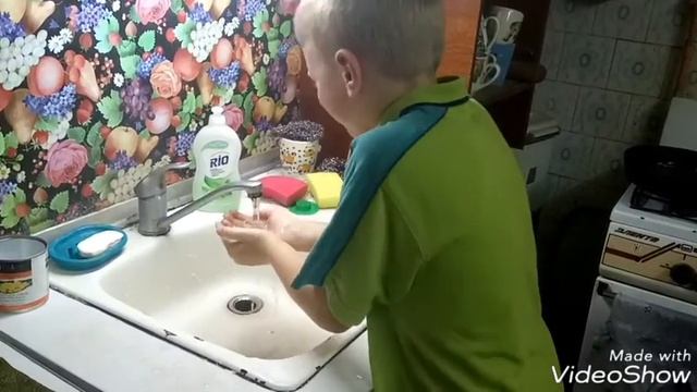 Первое видео.Утро школьника. смотреть онлайн