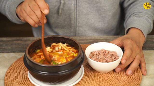[sub] 이보다 더 진할 수 없다 소고기 순두부찌개 | 진한 국물로 속 푸세요 | 아내의 요리와 남편의 먹방 смотреть онлайн