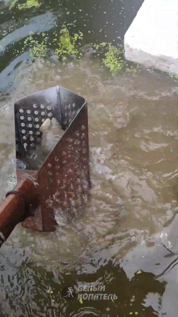 Плот из пенопласта облегчает поиск в воде смотреть онлайн