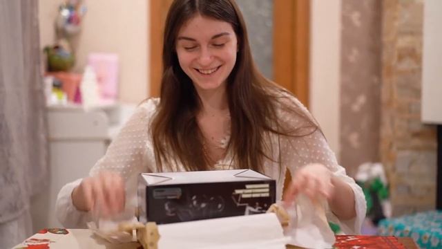 VLOG Распаковываем подарки из-под ёлки ЧАСТЬ 3 смотреть онлайн