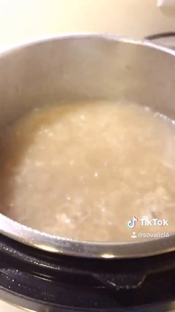 Easy Chicken Arroz Caldo Recipe (Chicken Rice Porridge) смотреть онлайн