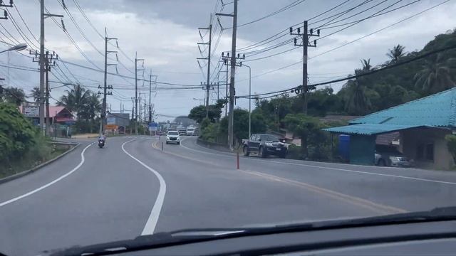 Катаемся по Пхукету, пляж Карон перед штормом. Сентябрь 2024. Phuket vlog смотреть онлайн
