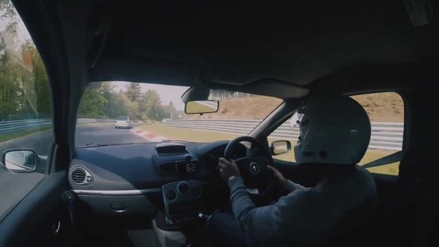 Clio 197 & 306 GTi6 Nurburgring Drifts & Skids смотреть онлайн