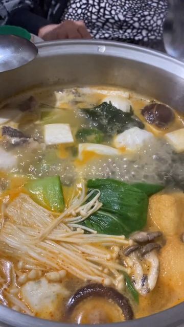 #hotpot #soup #veggies #shorts #youtubeshorts #shortsvideo #most #fyp #viral #trending #food #yummy смотреть онлайн