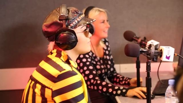 RITA ORA | Poison Promo! [Video Diaries 010] смотреть онлайн