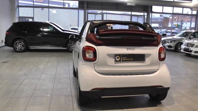 Smart smart fortwo smart fortwo Cabrio 52 kW Passion U47827 смотреть онлайн