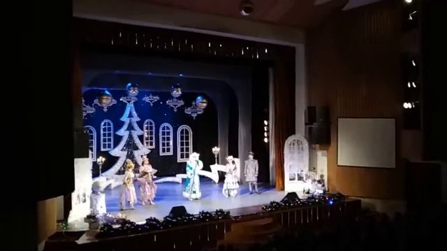 новогодняя шоу-программа Волшебный ТАРАРАМ в Королевстве Нового Года'19-20 смотреть онлайн