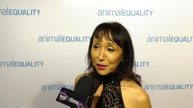 Miyoko's Kitchen , Miyoko Schinner, Animal Equality Gala 2017 смотреть онлайн