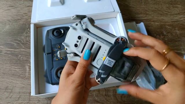 DJI MAVIC MINI - Unboxing | New Drone | DJI MAVIC MINI | Drone Unboxing смотреть онлайн