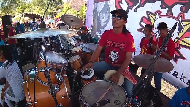 OM ADELLA ARDEWAR Bergoyang Live In Awar-Awar Bulumargi Babat Lamongan ARNETA JULIA - KEHILANGAN смотреть онлайн