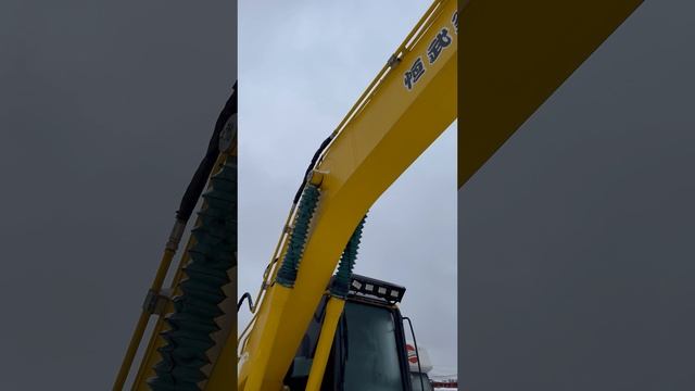 В продаже экскаватор коматсу 220 22гв