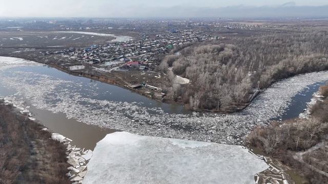 Уральск. Шлюзы с реки Чаган в Урал 01.04.2024 смотреть онлайн