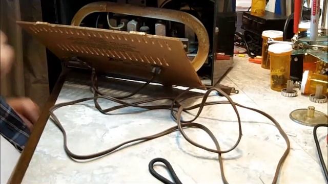 $5 Radio - A look inside смотреть онлайн