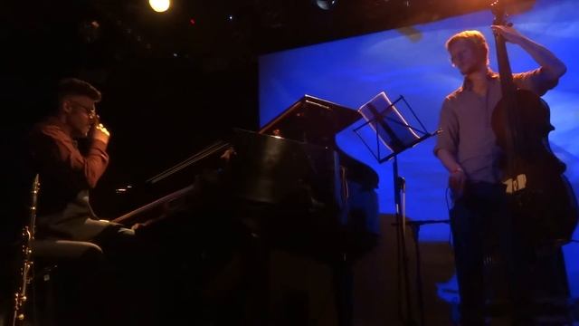 Piano Interrupted - London Waltz (HD) live In Paris 2015 смотреть онлайн