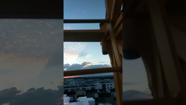 Как крановщик поднимается на кран ?? смотреть онлайн