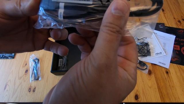 ASUS Maximus X Hero *REAL* Unboxing in English смотреть онлайн