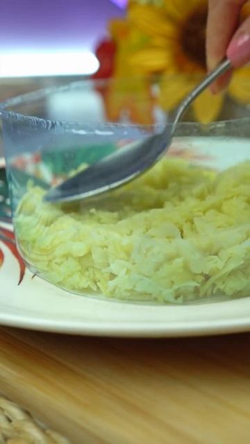 Салат со шпротами.