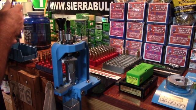 Video 18, Dillon BL550, Redding Taper Crimp Die Set Up смотреть онлайн