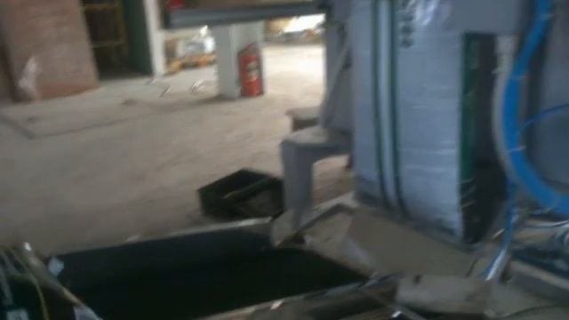 Упаковка грунта на упаковочной машине "Бестром 400" смотреть онлайн