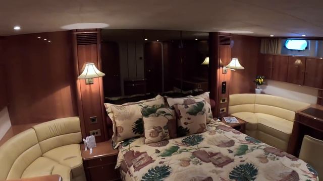 $900,000 Yacht Tour : 2000 Viking/Princess 22M смотреть онлайн