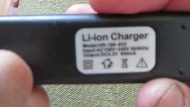Li-ion Charger 18650 Зарядное устройство для смотреть онлайн