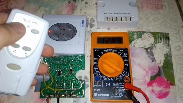 Дистанционный выключатель LackArm model T-925 4х канальный. Переделан с 220в в 12вольтное радио рел смотреть онлайн