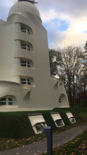 Albert Einstein Tower #germany #potsdam #shorts смотреть онлайн