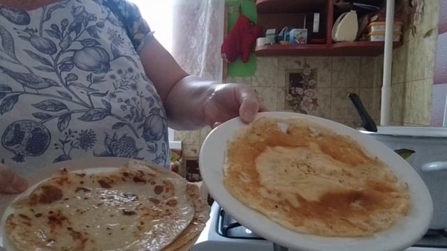 Утречком напекла блиночков и нажарила картошечки по охотничий. смотреть онлайн