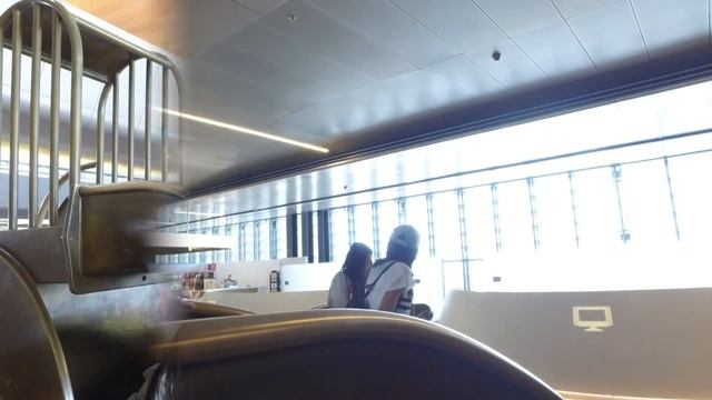 Travel log - Doha Airport - Day 1 смотреть онлайн
