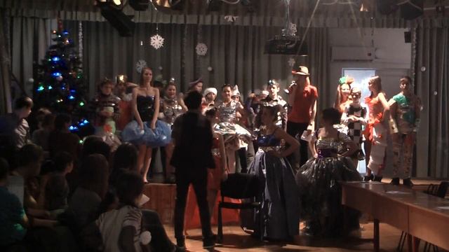 28.12.11 Подиум (часть 2) смотреть онлайн