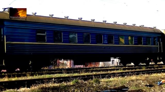 ВЛ40у-1158-1 с поездом №111 смотреть онлайн