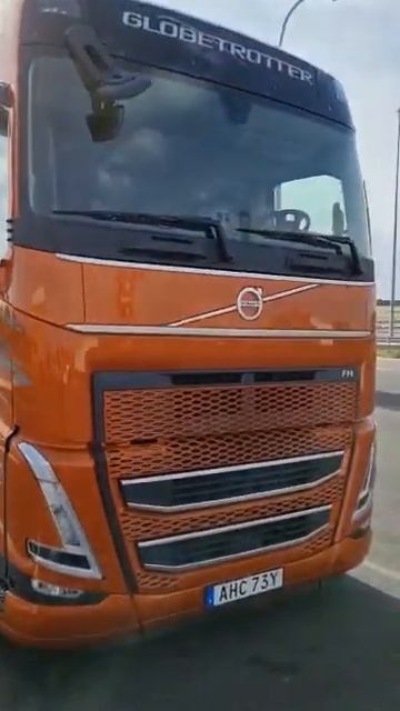 ¡¡¡Nuestra próxima prueba encamion Volvo Trucks!!! смотреть онлайн