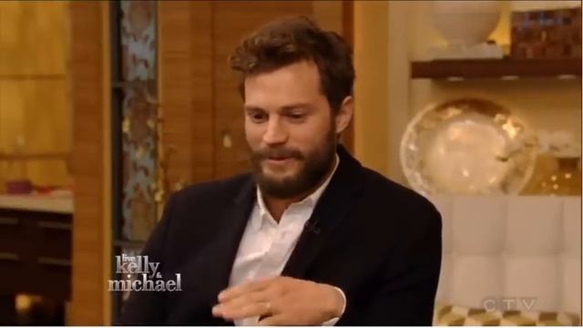 Jamie Dornan on Live with Kelly & Michael Part1 смотреть онлайн