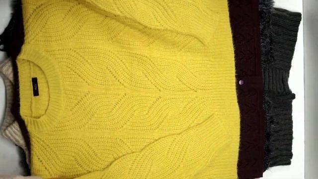 Мешок № 7333. Свитера микс Суперкрем. Австрия. Арт 3117. Вес 24,6 кг. Кол-во 53 шт. смотреть онлайн