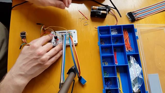 Esp8266 flashing led, easier serial, and battery power смотреть онлайн