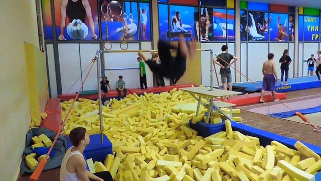 новый год gym смотреть онлайн