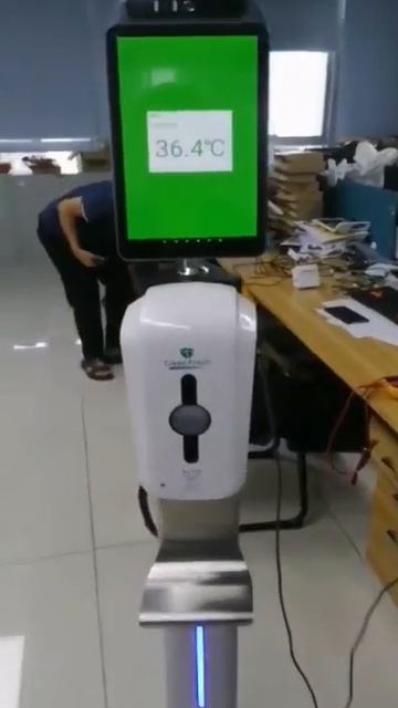 Facial Temperature measurement machine with auto hand sanitizer смотреть онлайн