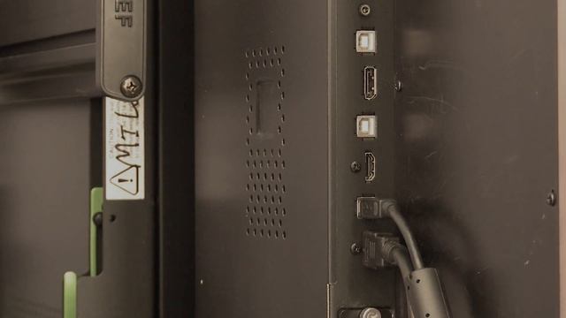 Getting to know your SMART Board 6000 series with iQ technology: Connecting (2018) смотреть онлайн