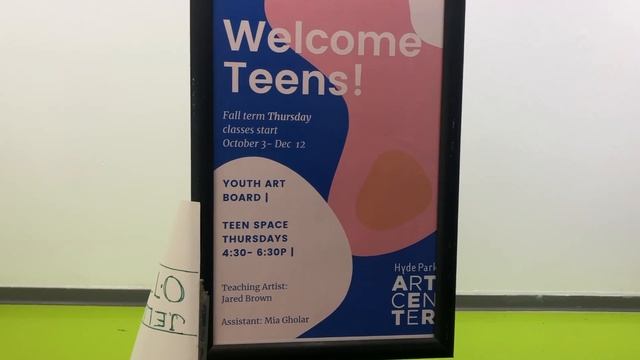 A Trip to Hyde Park Art Center смотреть онлайн