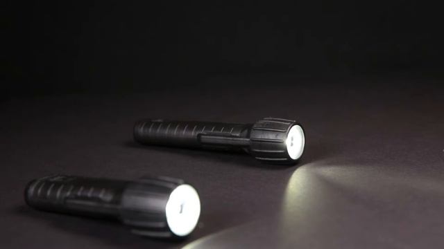 Underwater Kinetics 3AA & 4AA Industrial Hands Free LED Flashlights смотреть онлайн