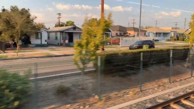 【4K】🇺🇸🌴Taking a train from Expo/Sepulveda to Pico Station in Los Angeles🎧, California, United State смотреть онлайн