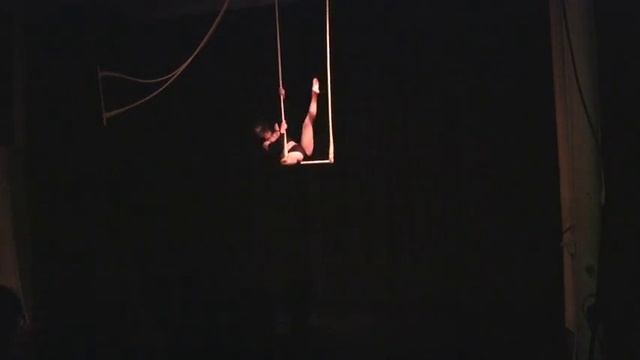 Amanda Goble: Static Trapeze Solo смотреть онлайн