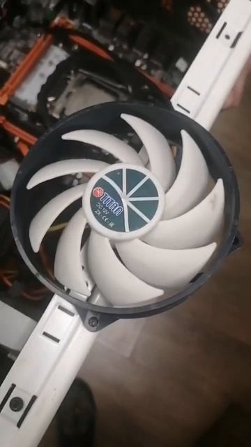 Вентилятор для корпуса Titan TFD-9525H12ZP/KU смотреть онлайн