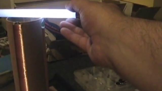 SEC Exciter AA 1.5v lighting fluoro and neon смотреть онлайн