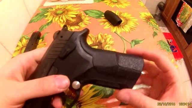 Grand Power T-12 F ( замена штатной накладки рукояди на спортивную )