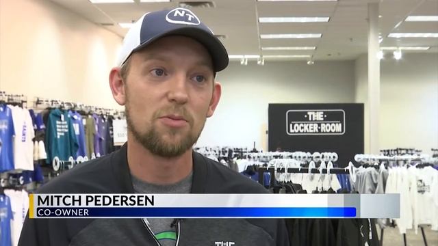Business Beat: The Locker Room expands to Kirkwood Mall смотреть онлайн