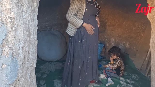 Poverty Forces Zahra To Live In Ruins!!