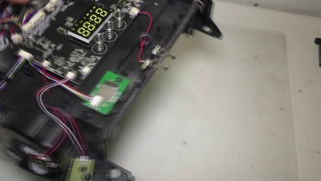 Ремонт робота-пылесоса MAMIBOT, Разборка смотреть онлайн